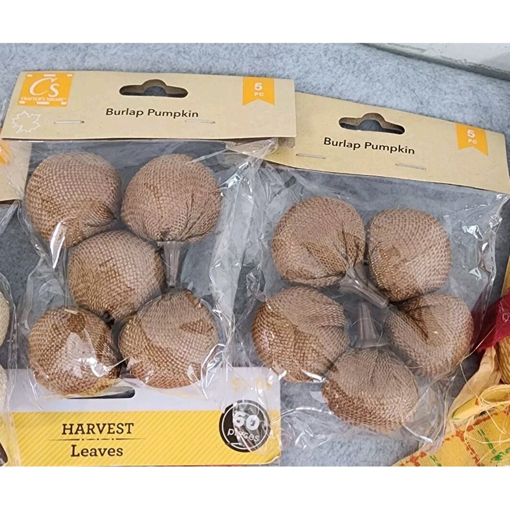 Fall Craft Lot Leaves Fabric Pumpkins Ribbon Scarecrow Picks Cupcake‎ Picks - Picture 5 of 10